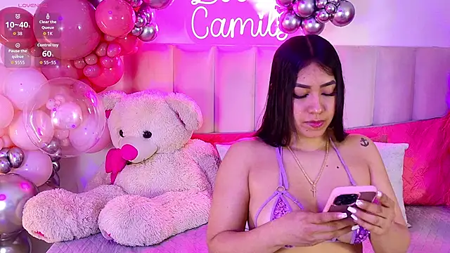 Snapshot of sofiawalker chatting on October 17, 2025, 5:04 pm sofiawalker online show from October 17, 2025, 5:04 pm