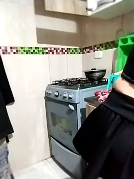 LaraCaliente online show from January 10, 2026, 2:02 am