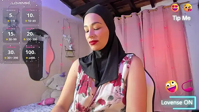 ShanaJamil online show from November 6, 2025, 12:06 pm