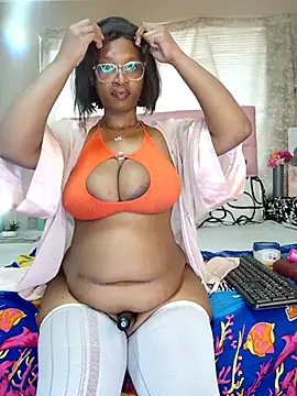 YummyChocTits online show from October 7, 2025, 9:39 am