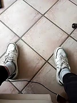 fullystroked online show from October 24, 2025, 9:49 am