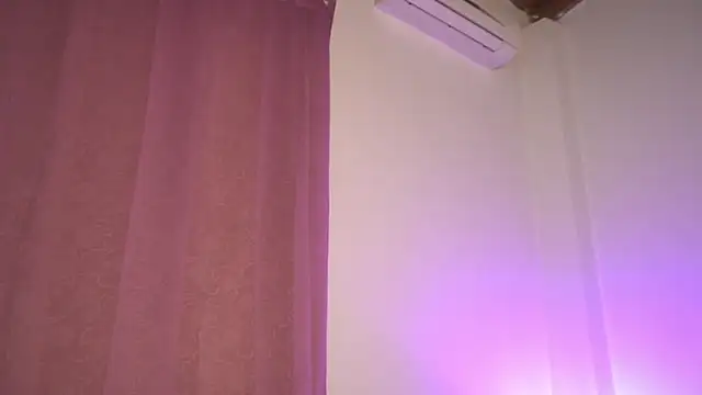 Snapshot of noah_0814 chatting on November 4, 2025, 5:39 am noah 0814 online show from November 4, 2025, 5:39 am