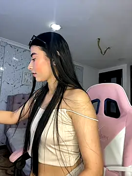 Isabella Montoya online show from September 17, 2025, 3:14 pm