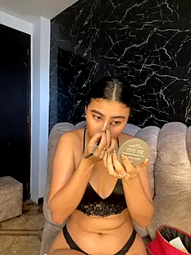 Isabella Montoya online show from September 21, 2025, 12:07 pm