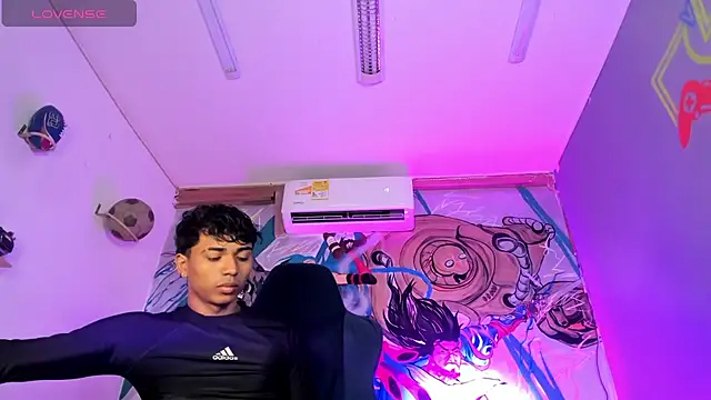 Jaycob Black1 online show from December 17, 2025, 1:17 pm