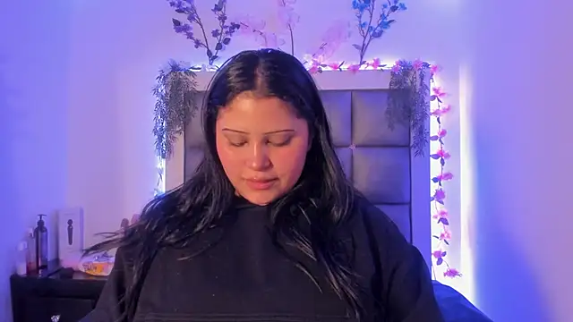 abbiecollins js online show from March 21, 2026, 3:11 am