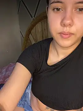 coupleyys online show from March 10, 2026, 8:25 pm