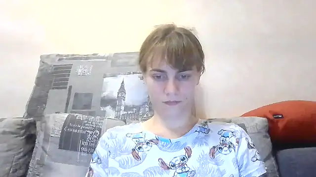 Loriven online show from October 8, 2025, 7:22 pm