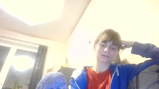 Loriven online show from November 1, 2025, 7:49 pm