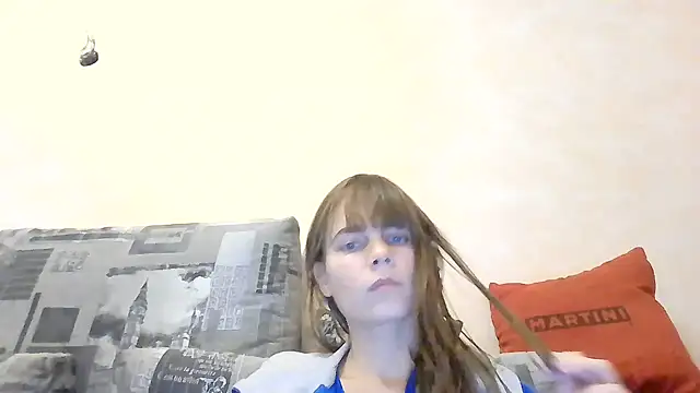 Loriven online show from February 4, 2026, 8:03 pm