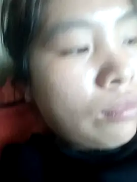 Luyen004 online show from September 22, 2025, 5:31 am