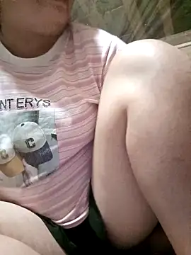 Luyen004 online show from April 1, 2026, 1:41 pm