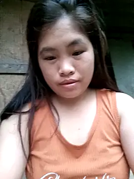 Luyen004 online show from April 14, 2026, 10:49 pm