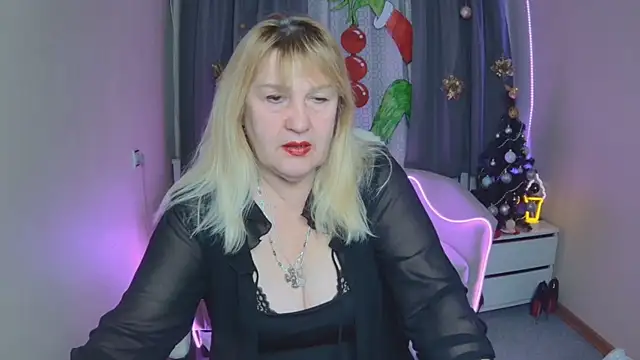 EmmaEllison online show from December 15, 2025, 7:12 am