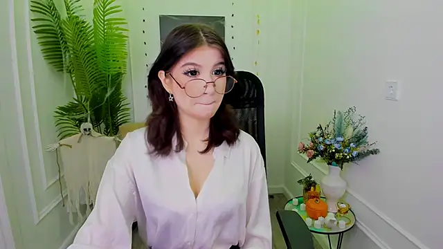 Snapshot of MeLLSawertyq chatting on October 26, 2025, 7:42 pm MeLLSawertyq online show from October 26, 2025, 7:42 pm