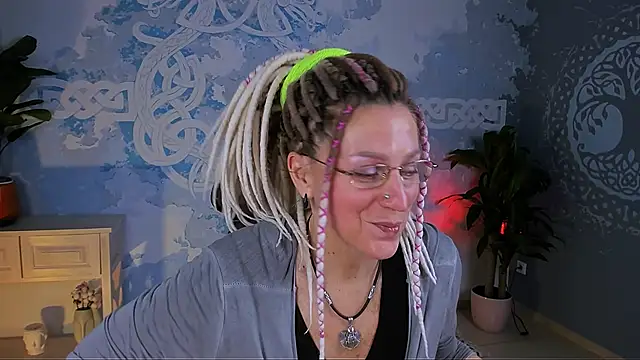 Snapshot of UmaSpace chatting on February 7, 2026, 5:11 am UmaSpace online show from February 7, 2026, 5:11 am