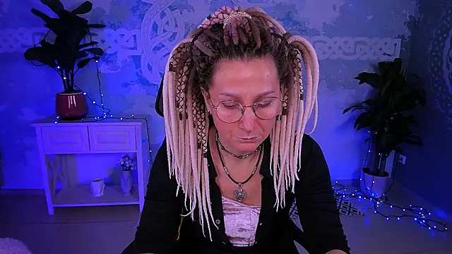 Snapshot of UmaSpace chatting on February 28, 2026, 5:19 am UmaSpace online show from February 28, 2026, 5:19 am