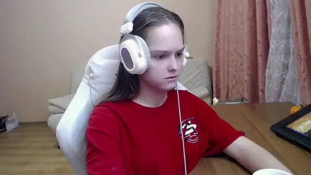 Snapshot of SharybbFace chatting on October 18, 2025, 3:24 pm SharybbFace online show from October 18, 2025, 3:24 pm