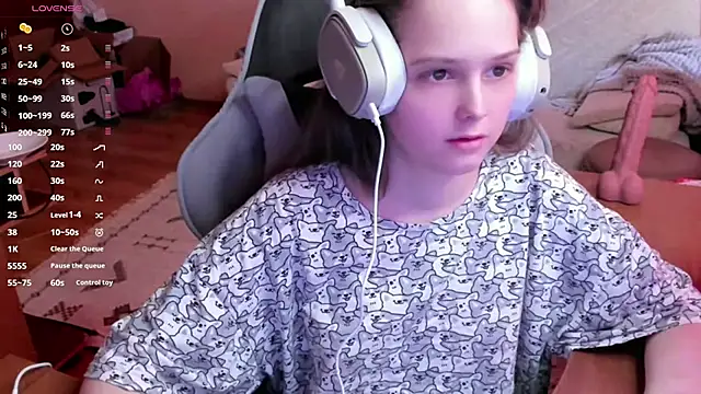 SharybbFace online show from April 21, 2026, 3:17 pm