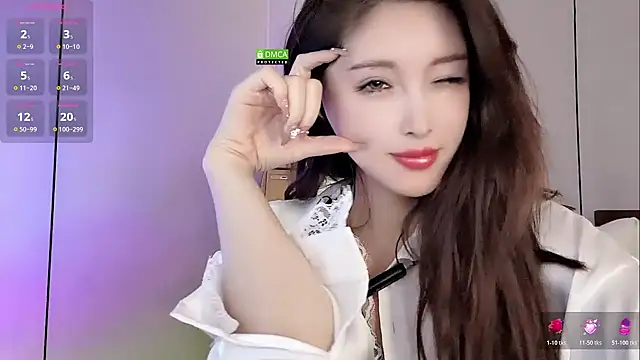 QiaoHui online show from October 22, 2025, 4:24 am