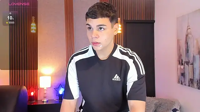 james jonnes online show from November 29, 2025, 12:52 pm