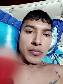 Snapshot of liamhotcolombia chatting on September 21, 2025, 3:19 am liamhotcolombia online show from September 21, 2025, 3:19 am