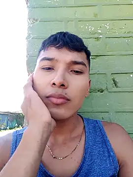Snapshot of liamhotcolombia chatting on October 5, 2025, 2:15 pm liamhotcolombia online show from October 5, 2025, 2:15 pm
