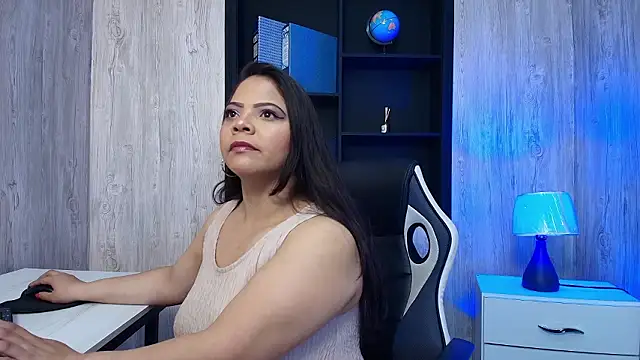 Snapshot of ROUSE_SINCLAIR chatting on February 3, 2026, 7:08 pm ROUSE SINCLAIR online show from February 3, 2026, 7:08 pm