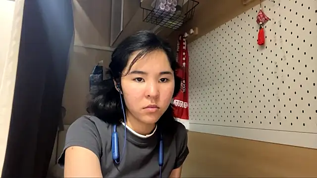 JennyCarpenter online show from June 12, 2026, 9:08 am