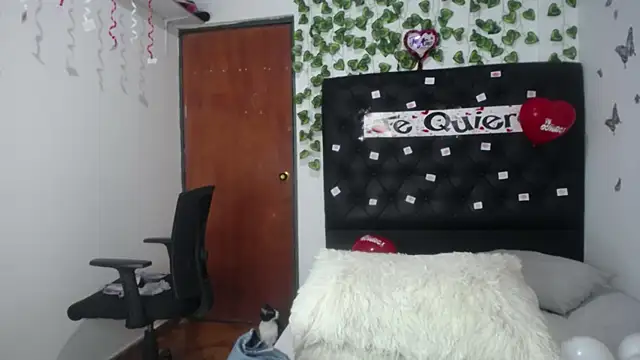 isabel 09 online show from February 14, 2026, 7:10 pm