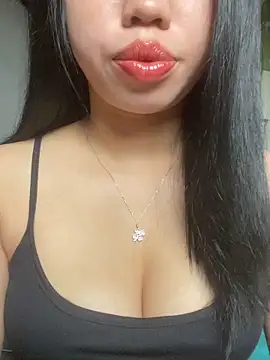 Rose-babyx online show from May 11, 2026, 2:17 am