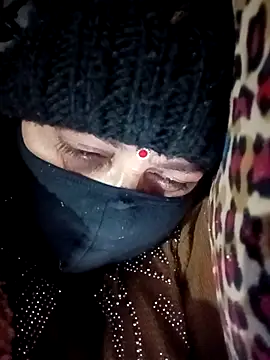 Snapshot of Love-890 chatting on December 1, 2025, 3:17 pm Love-890 online show from December 1, 2025, 3:17 pm