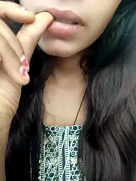 Aaisha-16 online show from September 30, 2025, 7:02 am