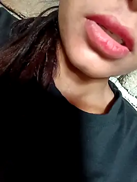 Aaisha-16 online show from April 23, 2026, 3:30 am