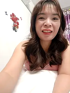 Livelulu online show from October 10, 2025, 1:04 am