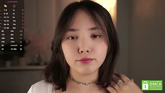 Snapshot of RenaeConnerley chatting on November 18, 2025, 4:50 am RenaeConnerley online show from November 18, 2025, 4:50 am