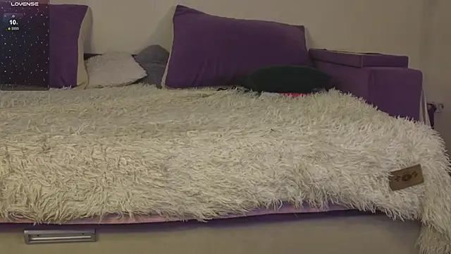 Gentle Ariel online show from March 15, 2026, 2:17 am