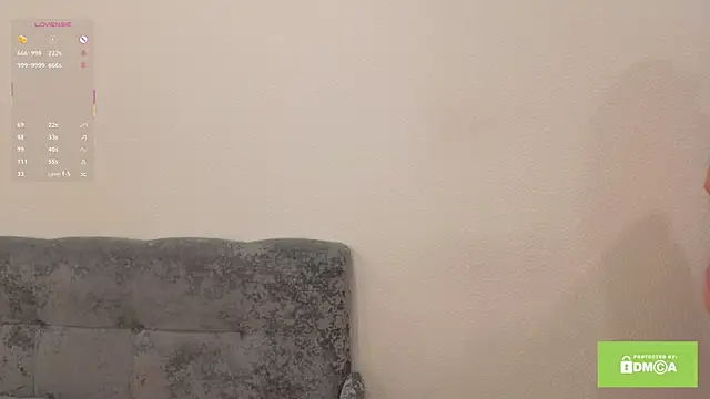 vanessa one  online show from November 27, 2025, 6:59 am