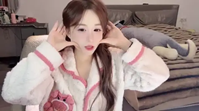 Snapshot of naiyaomeimei chatting on December 20, 2025, 3:52 pm naiyaomeimei online show from December 20, 2025, 3:52 pm