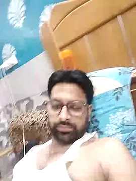 mohsin99272 online show from September 24, 2025, 6:33 pm
