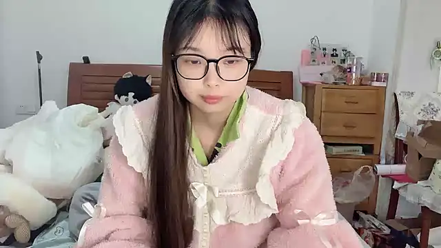 Akong11 online show from November 29, 2025, 2:36 am