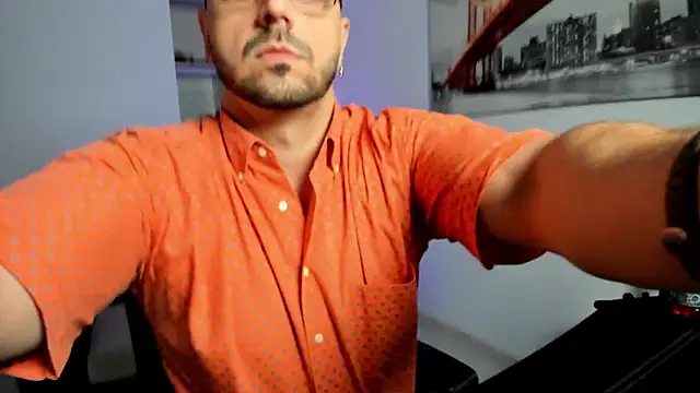 Jace Thorne online show from September 17, 2025, 8:10 pm