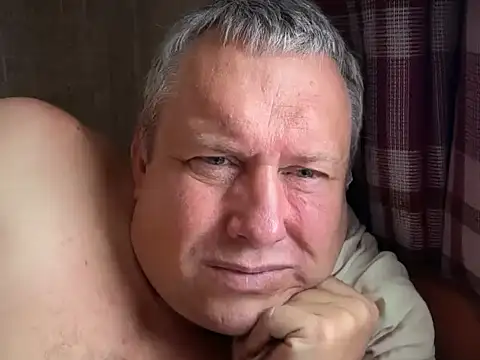 evulis1 online show from September 16, 2025, 10:38 am