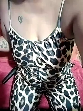 Ninus7 online show from November 6, 2025, 1:28 am