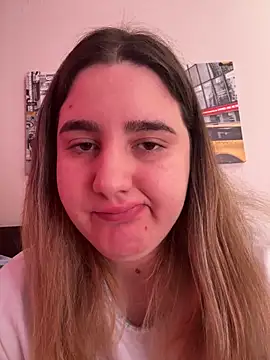 marouska official online show from April 18, 2026, 12:20 pm