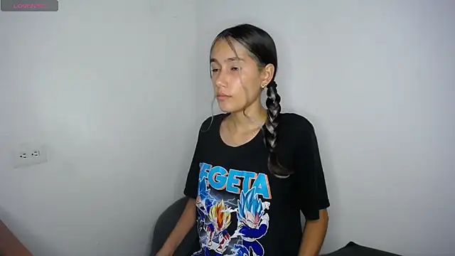 Snapshot of Amber_Miiller2 chatting on November 20, 2025, 9:47 pm Amber Miiller2 online show from November 20, 2025, 9:47 pm