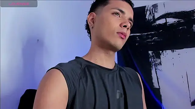 Avaggi online show from October 27, 2025, 12:15 am