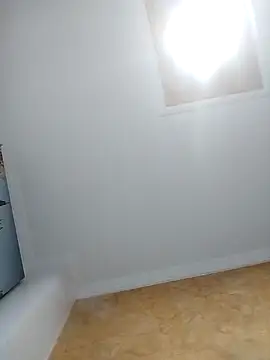 LaraStons online show from November 16, 2025, 8:47 pm