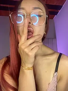 Abbi Gomez online show from April 24, 2026, 1:30 am