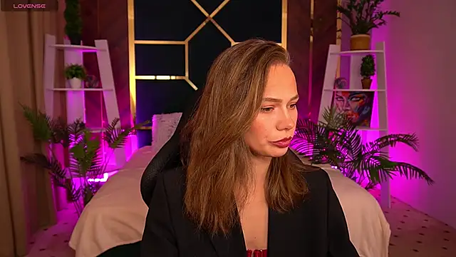 ShyySiren online show from October 24, 2025, 1:51 pm